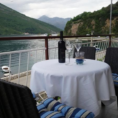 Apartmani Ivana Tivat Bagian luar foto