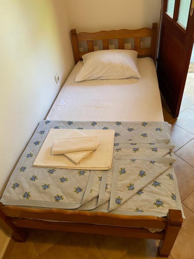 Apartmani Ivana Tivat Bagian luar foto