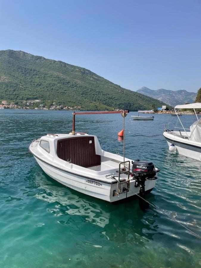Apartmani Ivana Tivat Bagian luar foto