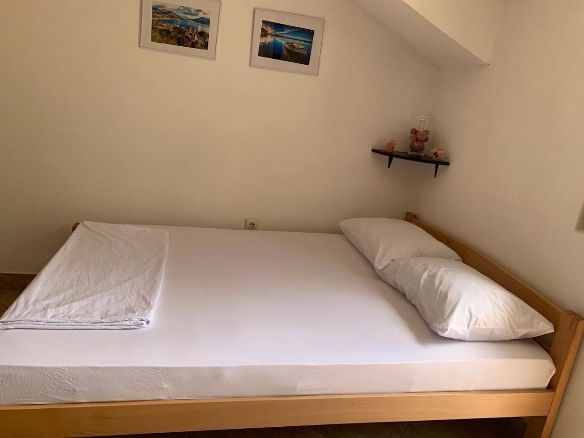 Apartmani Ivana Tivat Bagian luar foto