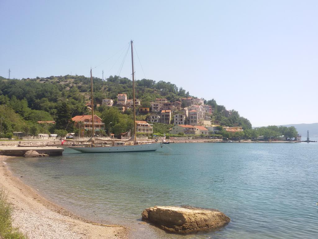 Apartmani Ivana Tivat Bagian luar foto