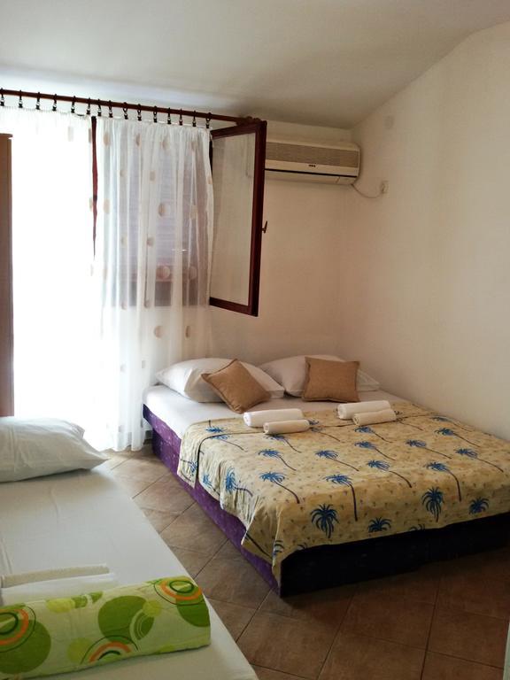 Apartmani Ivana Tivat Bagian luar foto
