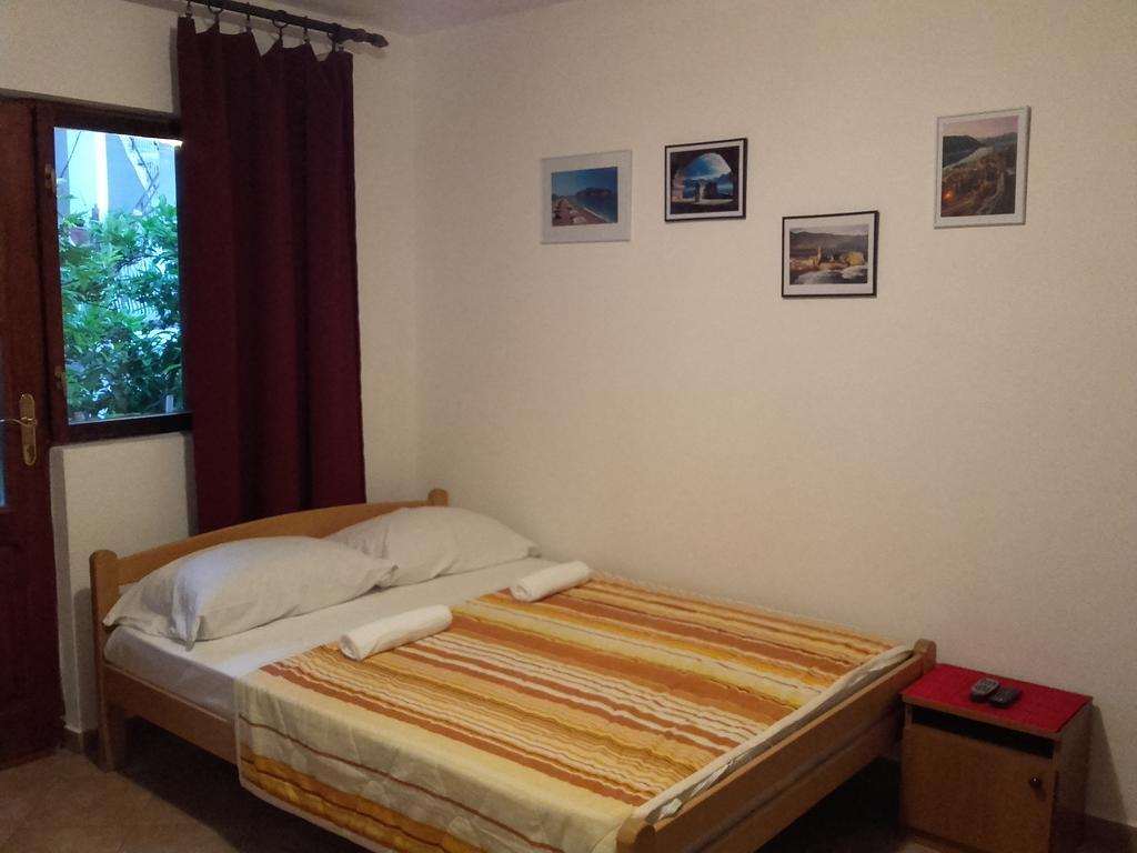 Apartmani Ivana Tivat Bagian luar foto