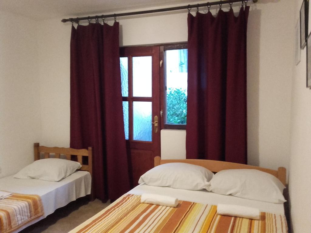 Apartmani Ivana Tivat Bagian luar foto